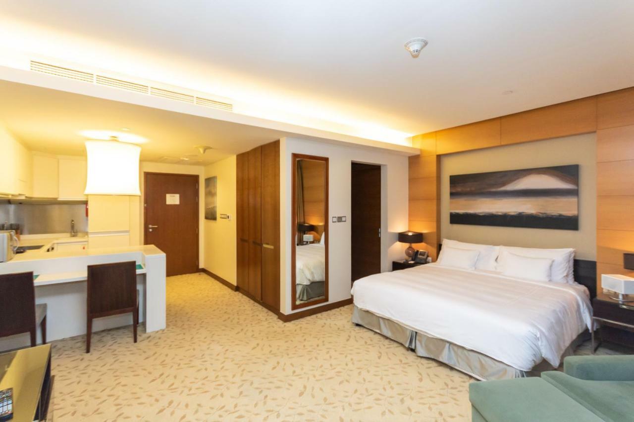 Westminster Dubai Mall Exterior photo Studio apartment